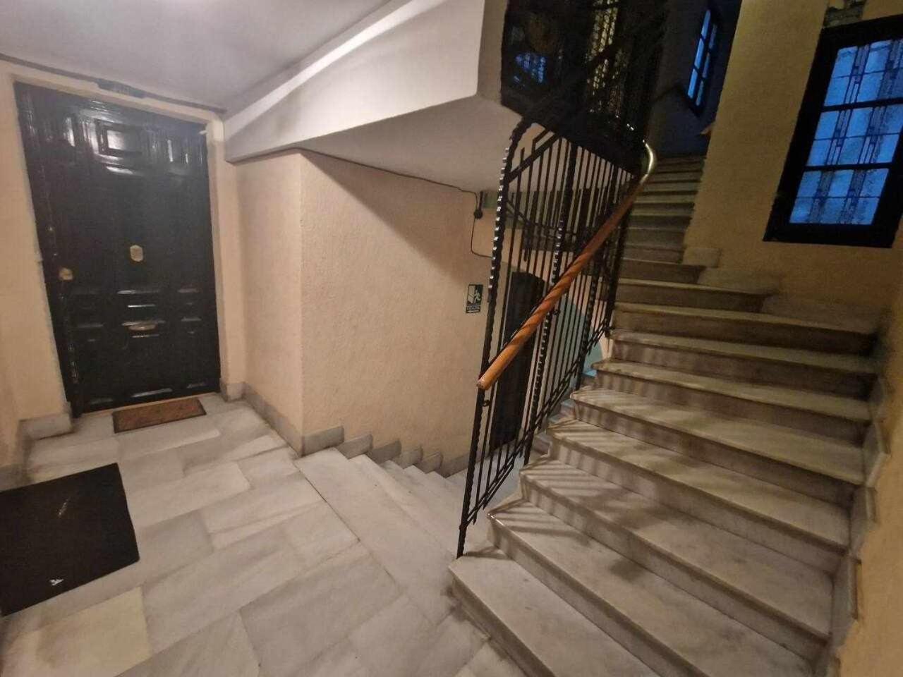 Menendez Pelayo, Loft Junto Al Retiro Apartman Madrid Kültér fotó