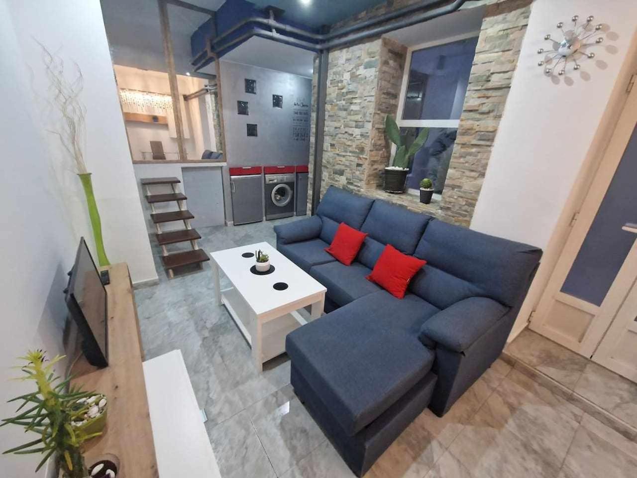Menendez Pelayo, Loft Junto Al Retiro Apartman Madrid Kültér fotó